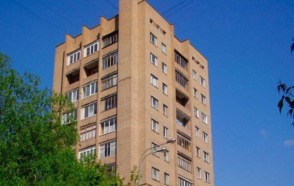 Окна REHAU (РЕХАУ) в брежневку фото - Умные окна